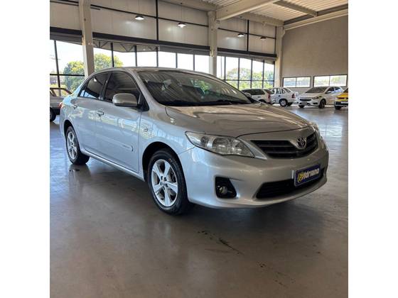 TOYOTA COROLLA 2.0 XEI 16V FLEX 4P AUTOMÁTICO TOYOTA COROLLA 2.0 XEI 16V FLEX 4P AUTOMÁTICO